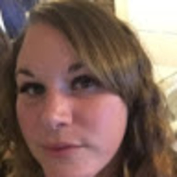 Meet your Posher, Kristy - Picture 1 of 1